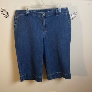 NINE WEST Blue Capri Jeans size 14